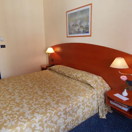 Hotel Firenze 3*