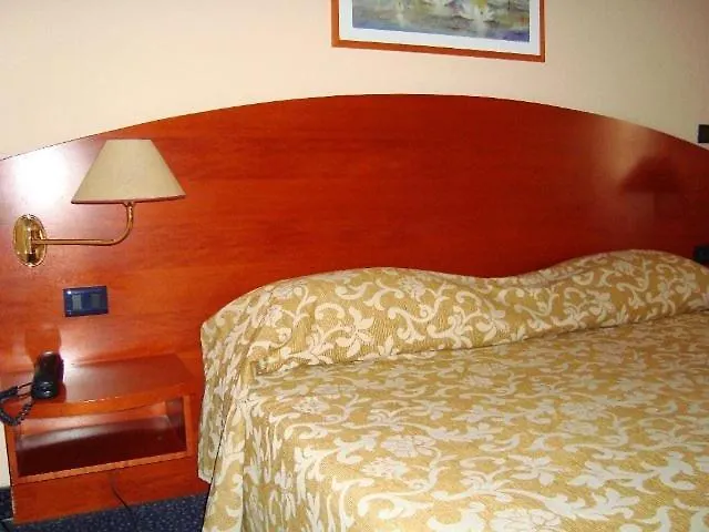 Firenze Hotell Tirana