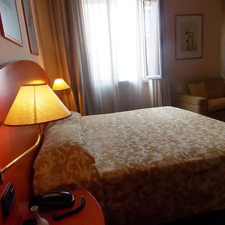 Firenze Hotel Tirana