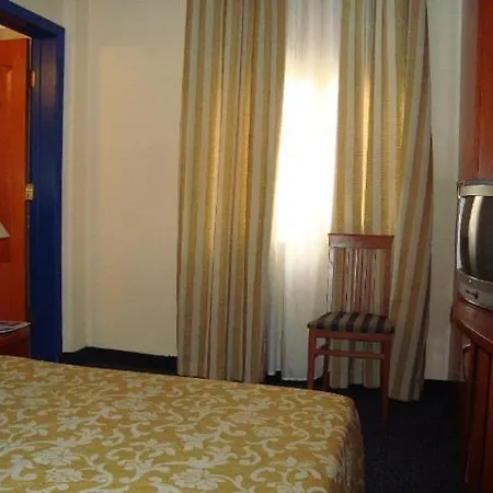 Firenze Hotel Tirana