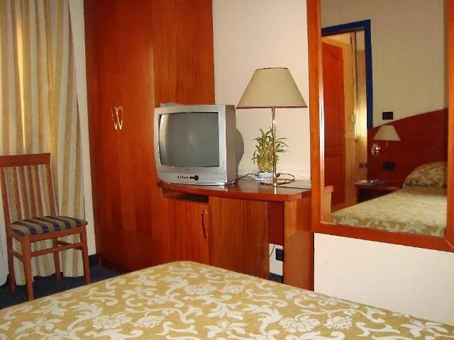 Firenze Hotel 3*